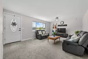 421 N 500 W, Santaquin, UT 84655 - Photo 2