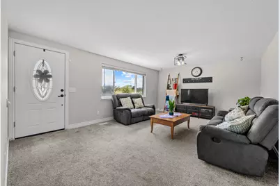 421 N 500 W, Santaquin, UT 84655 - Photo 2