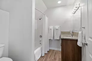 275 N 200 E, Loa, UT 84747 - Photo 22