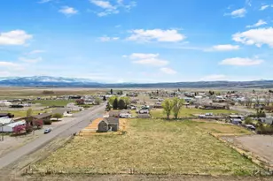 275 N 200 E, Loa, UT 84747 - Photo 32