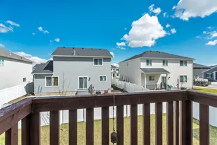 7194 N Silver Creek Way Way E, Eagle Mountain, UT 84005 - Photo 18