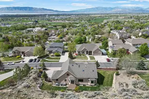 9476 N Avanyu Dr, Cedar Hills, UT 84062 - Photo 72