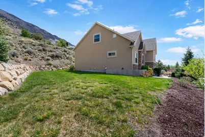 9476 N Avanyu Dr, Cedar Hills, UT 84062 - Photo 64