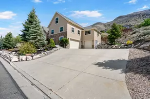 9476 N Avanyu Dr, Cedar Hills, UT 84062 - Photo 6