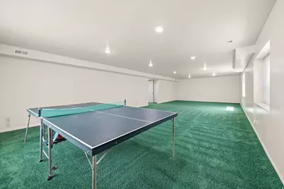 8506 S Willow Creek Dr, Sandy, UT 84093 - Photo 30