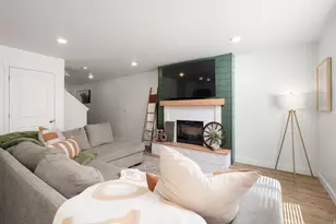 1063 E Dory Boat Rd, Saratoga Springs, UT 84045 - Photo 6