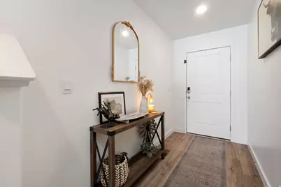 1063 E Dory Boat Rd, Saratoga Springs, UT 84045 - Photo 4