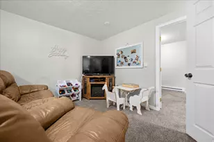 1554 S Monroe Blvd E, Ogden, UT 84404 - Photo 20