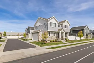 1592 W Parkview Dr, Syracuse, UT 84075 - Photo 36