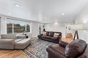 1019 E 400 N, Bountiful, UT 84010 - Photo 4