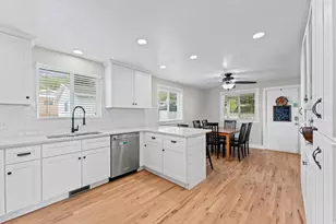 1019 E 400 N, Bountiful, UT 84010 - Photo 8
