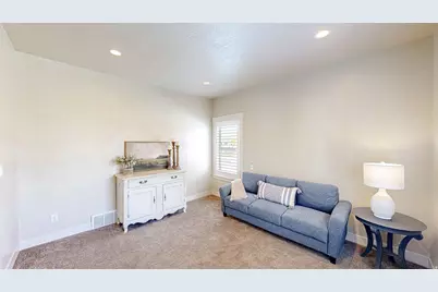 368 E 700 N, Springville, UT 84663 - Photo 8