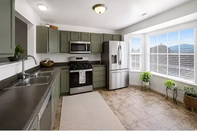 780 E Hamlet Cir S, Midway, UT 84049 - Photo 4