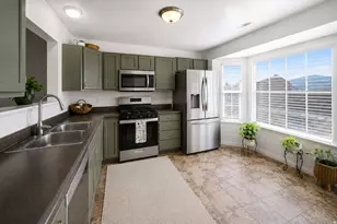 780 E Hamlet Cir S, Midway, UT 84049 - Photo 4
