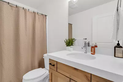 1402 N Meadow Ln, Spanish Fork, UT 84660 - Photo 10