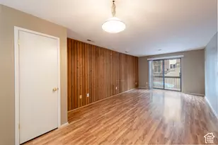 425 S 1000 E, Salt Lake City, UT 84102 - Photo 8