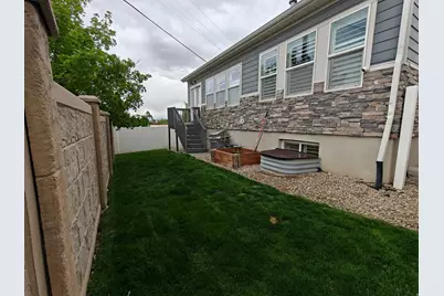 1073 Blackstone Dr, Fruit Heights, UT 84037 - Photo 24