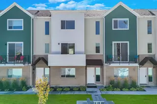 493 E Alice Wy, Layton, UT 84041 - Photo 2