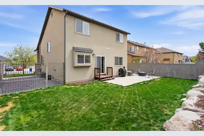8757 N Jefferson Dr, Eagle Mountain, UT 84005 - Photo 42