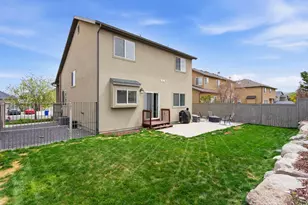 8757 N Jefferson Dr, Eagle Mountain, UT 84005 - Photo 42