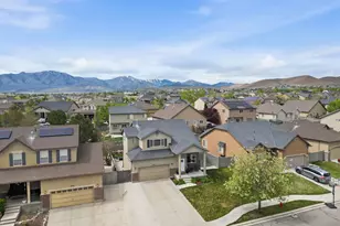8757 N Jefferson Dr, Eagle Mountain, UT 84005 - Photo 40