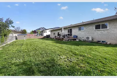 1019 E Maple Dr, Spanish Fork, UT 84660 - Photo 4