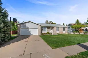 370 W 5600 S, Washington Terrace, UT 84405 - Photo 2