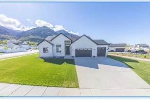 2492 N 1100 E, North Ogden, UT 84414 - Photo 2