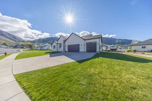 2492 N 1100 E, North Ogden, UT 84414 - Photo 48