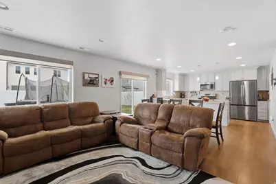 2927 S 2600 W, Syracuse, UT 84075 - Photo 6