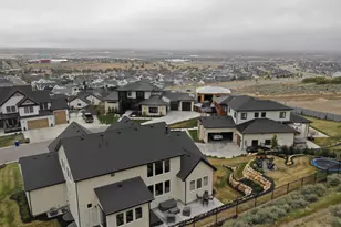 4839 W Step Rock Ln, Herriman, UT 84096 - Photo 36