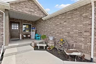 1001 S 480 E, Nephi, UT 84648 - Photo 4