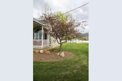 320 S 100 W, Malad City, ID 83252 - Photo 12