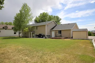 320 S 100 W, Malad City, ID 83252 - Photo 18