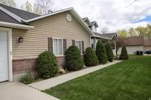 320 S 100 W, Malad City, ID 83252 - Photo 14