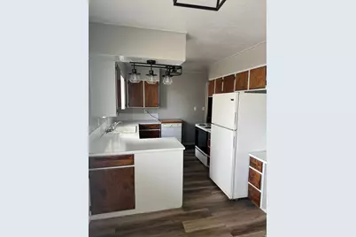 145 S 200 E, Richfield, UT 84701 - Photo 4