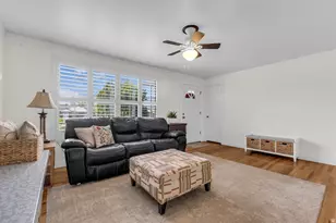 112 W 350 N, Clearfield, UT 84015 - Photo 4
