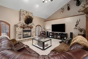 1829 W Heritage Ranch Dr N, Farr West, UT 84404 - Photo 32
