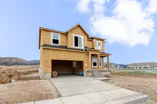 12752 S Lake Creek Dr, Herriman, UT 84096 - Photo 2