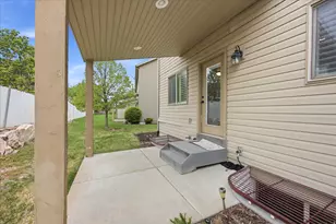 1805 W 5050 S, Roy, UT 84067 - Photo 22