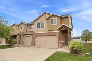 1805 W 5050 S, Roy, UT 84067 - Photo 2