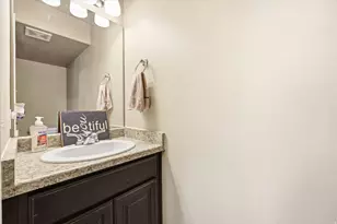 1805 W 5050 S, Roy, UT 84067 - Photo 16