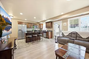 1805 W 5050 S, Roy, UT 84067 - Photo 4