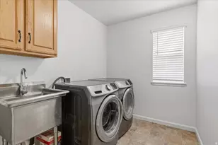 1998 W 900 N, Layton, UT 84041 - Photo 34