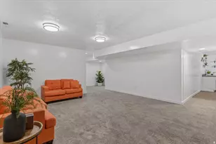 1998 W 900 N, Layton, UT 84041 - Photo 36