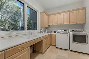 3222 E Eagle View Circle, Sandy, UT 84092 - Photo 32