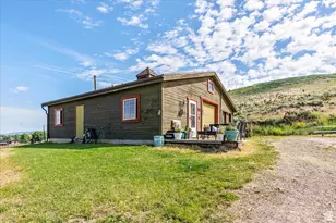 1071 S Foothill Dr E, Kamas, UT 84036 - Photo 4