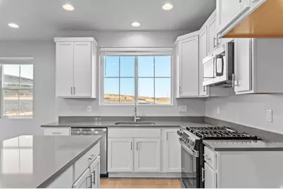 7038 W Hidden Way, West Jordan, UT 84081 - Photo 10