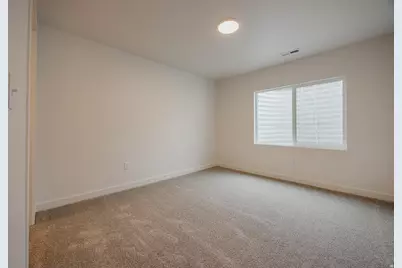 5233 S Paramount Dr, Riverdale, UT 84405 - Photo 38