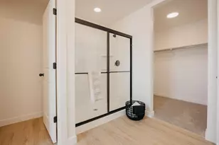 5233 S Paramount Dr, Riverdale, UT 84405 - Photo 28